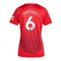 Camiseta Manchester United Lisandro Martinez #6 Primera Equipación para mujer 2024-25 manga corta